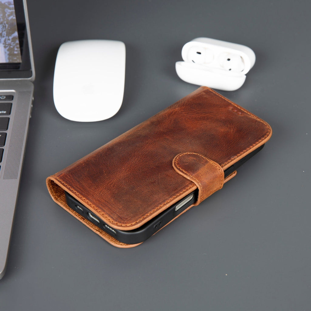 Casper iPhone 18 Full-Grain Leather Wallet Case